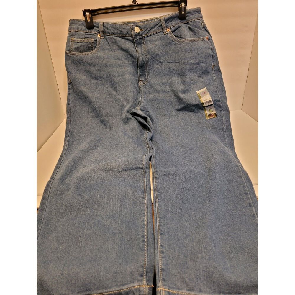 No Boundaries High Rise Mom Jeans Womens 17 Blue NEW Medium Wash Stretch Denim